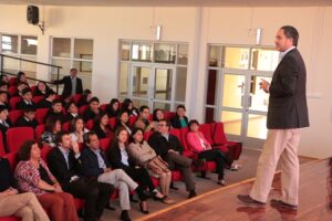 "Yo me hago cargo": lanzan programa de alto emprendimiento para jóvenes de Laja