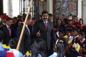 Gobierno venezolano asegura que “es falso que se haya consumado un golpe de Estado”