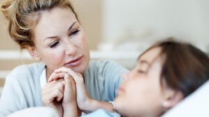 Avanza proyecto que permite a los padres tomarse licencia para cuidar a hijos enfermos