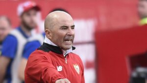 Rehén en España, parte II: Sevilla publica durísima carta contra la AFA por Sampaoli