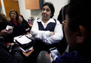 Trabajadores del Registro Civil presentan demanda contra Nelly Díaz