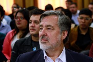 Guillieristas PS sacan la artillería y lanzan campaña de apoyo al senador a horas del comité central