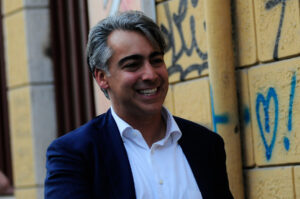 SQM: ME-O y Longueira buscarían revertir sus formalizaciones tras decisión del SII de no presentar querellas