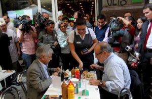 Bachelet y funa a Valdés: 