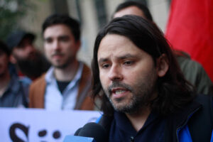Alberto Mayol llevará al SII a Contraloría: 