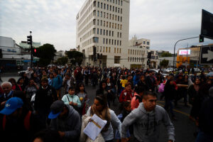 Sismo de 7.1 grados afectó a zona centro del país y generó alerta preventiva de tsunami