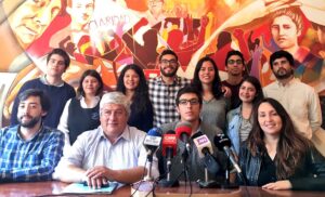 Confech pide rechazar reforma educacional esta tarde y la califica de 