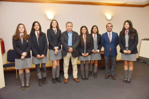 Cerca de 80 escolares de Concón se beneficiarán de programa de innovación y emprendimiento