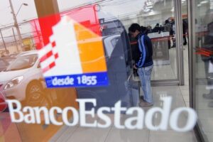 Nuevo hackeo: filtran presunto listado de 80 mil datos bancarios de BancoEstado
