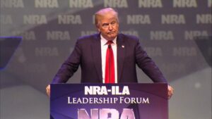 Donald Trump se reúne con NRA: 