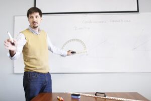 Experta USS y Educación 6+6: “Esperar diez años es demasiado”