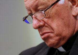 Arzobispado en la mira: víctima denuncia haber sido violado por sacerdote que murió de Sida