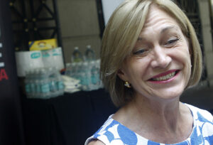 Matthei celebra a su parodia en Twitter: 