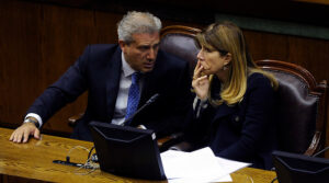 AUDIO | Ximena Rincón rompe en llanto al defender a su hermano: 