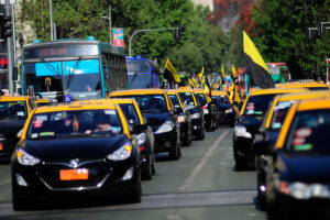 Sin caravana ni tacos: así será la singular marcha de los taxistas contra Uber y Cabify