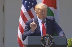 Revés para Trump: no logra obtener financiamiento para el muro con México