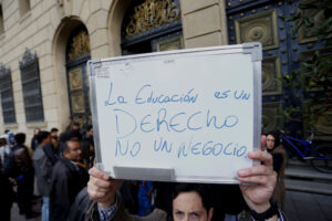 Confech y organizaciones diseñan propuesta para eliminar el CAE y condonar deuda educativa