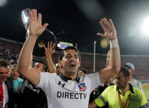 Julio Barroso con todo: descarta pelea con Guede y confirma que seguirá en Colo Colo