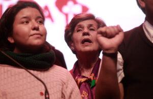 El tuit de Isabel Allende sobre Piñera que parece mal chiste tras destaparse las inversiones del PS