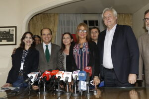 Chile Vamos oficializa primarias con Piñera, Ossandón y Felipe Kast ante el Servicio Electoral