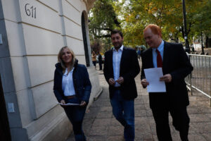 Chile Vamos pide al Servel que investigue las millonarias inversiones del PS