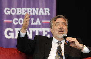 Guillier dispara contra Chile Vamos: 