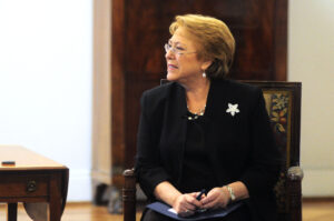 Bachelet pide lista parlamentaria única: “Ir con dos candidatos es inédito en nuestra experiencia”