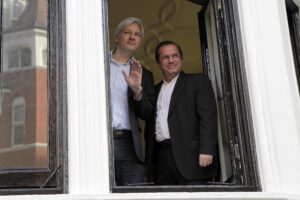 Ministerio Público sueco cierra indagatoria contra fundador de Wikileaks por violación
