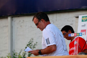 Marcelo Bielsa enfrenta su más grande pena a días de asumir en nuevo club de Francia: murió su madre en Argentina