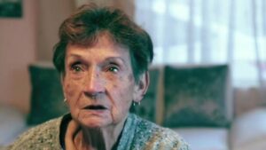 El drama de la abuela que lleva siete años pagando un crédito a Caja Los Héroes