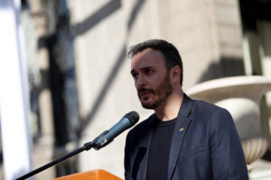 Concejal Jaime Parada manda mensaje a la izquierda que trata de 