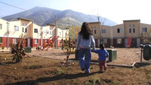 Derogan decreto que negaba subsidios de vivienda a familias de campamentos