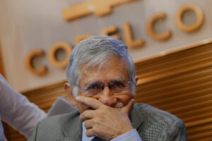 ¿No hay un puto peso? Contraloría revela que Codelco gastó 20 millones para crear sitios web de humor