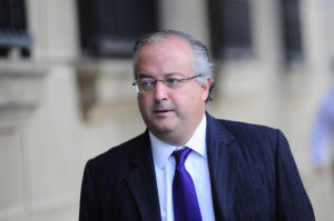 Monckeberg defiende a Piñera: dice que 