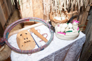 Artesanía tradicional en Ñocha, una de las protagonistas de la celebración de Año Nuevo Mapuche