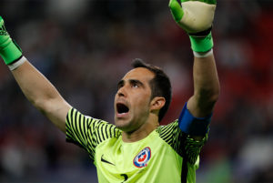 La promesa de Claudio Bravo que ilusiona a los hinchas