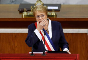 Cuenta Pública de Bachelet no pasa la prueba para E2020: 