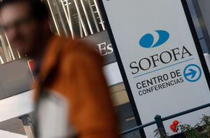 Fiscal Guerra desmiente la tesis de Piñera sobre el caso de espionaje en la Sofofa