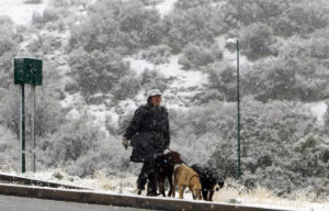 Metereología pronostica hasta 15 centímetros de nieve en Santiago este sábado
