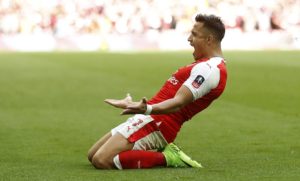 La millonaria cifra que le exigiría el Arsenal al Manchester City por el pase de Alexis Sánchez