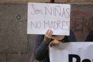 Niña de 10 años pide a la justicia poder abortar tras haber sido violada por su tío