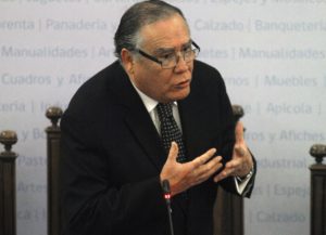 Ministro de Justicia lamentó politización de informe del Sename