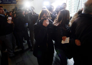 Corte de Apelaciones deja en libertad a conductora de furgón escolar que atropelló a niña