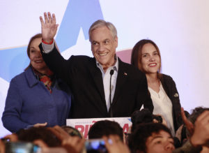 Piñera, Espina y Chadwick se van a Playa del Carmen a preparar segunda parte de la campaña
