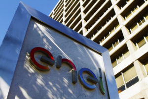 Hasta $25 mil por noche: Enel anuncia compensaciones a clientes afectados por cortes de luz