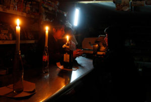 Sernac demandará a las eléctricas que no compensen a sus clientes por cortes de luz