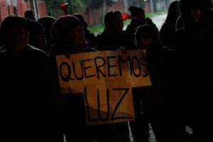 SEC formulará cargos contra Enel y CGE por los prolongados cortes de luz en Santiago