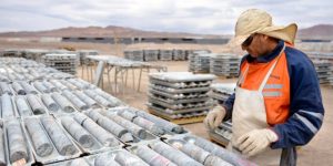 Minera Centinela logró acuerdo con sus tres sindicatos de trabajadores