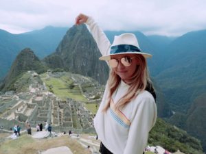 Protagonista de Buffy, la Cazavampiros estalla en Facebook por servicio de Latam en Perú