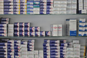 Las cifras de las farmacéuticas con los tratamientos contra el VIH en Chile